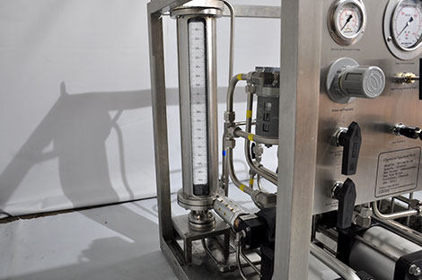 Chemical Injection Skid with Variable Output Pressure and Flow